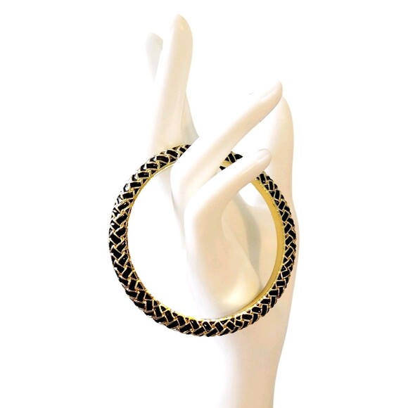 Lilly Pulitzer Signed Gold Tone Bangle Bracelet - Picture 4 of 4